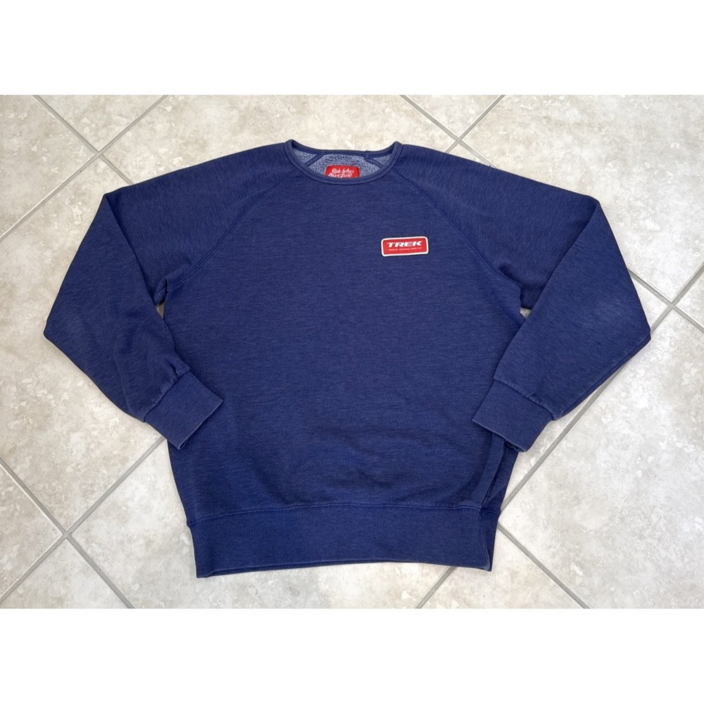 Trek Bicycles Original Crewneck Sweatshirt Blue Cycling Racing Mens Sz L Outdoor